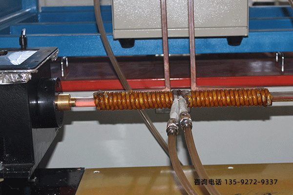 小型淬火機(jī)床-熱軋帶鋼淬火工作過程