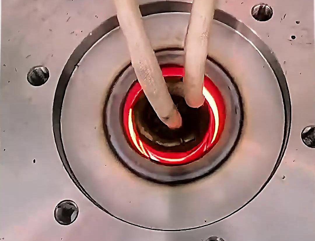 海瑞拓超高頻加熱機(jī)，內(nèi)孔加熱的顛覆者(圖2)