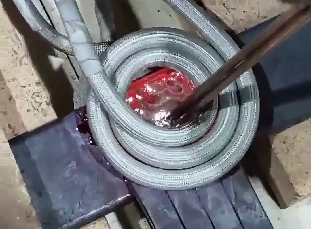 海瑞拓高頻焊機(jī)焊接車(chē)刀合金：顛覆認(rèn)知的高效焊接技術(shù)，見(jiàn)過(guò)的都說(shuō)絕！