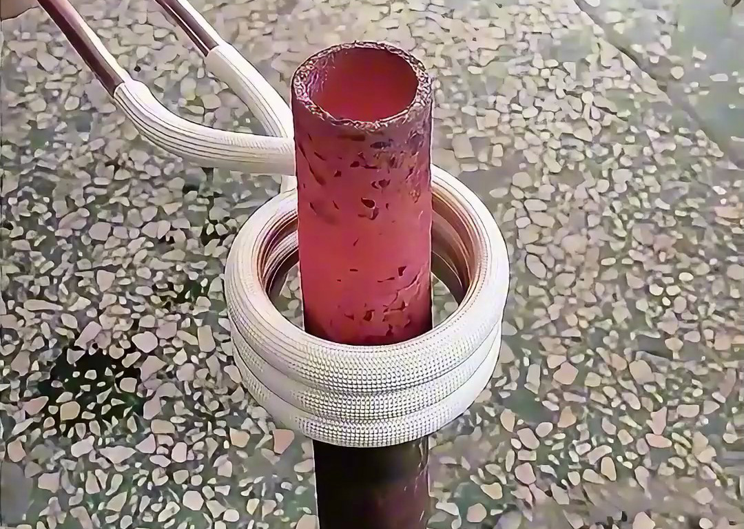 還在為金屬加熱發(fā)愁？手持式軟鏈接感應(yīng)加熱設(shè)備讓你事半功倍！